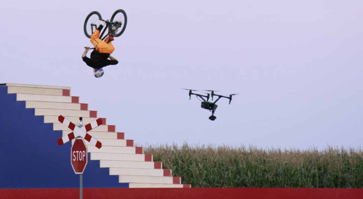 BTS Dji Inspire 3 - Redbull Bike Express